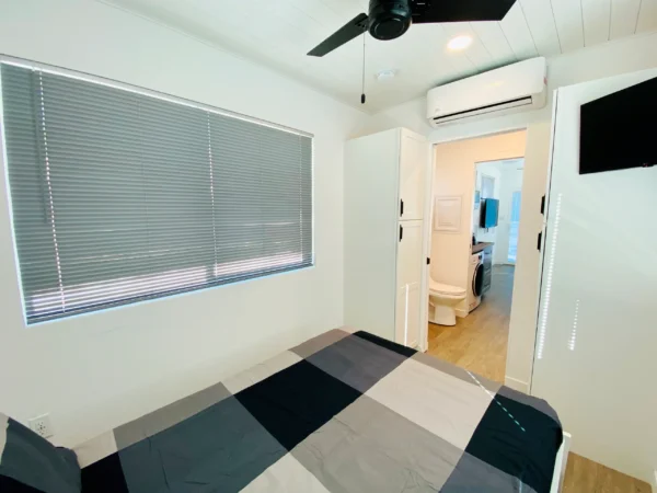30 Ft Container Home On Wheels - Image 23