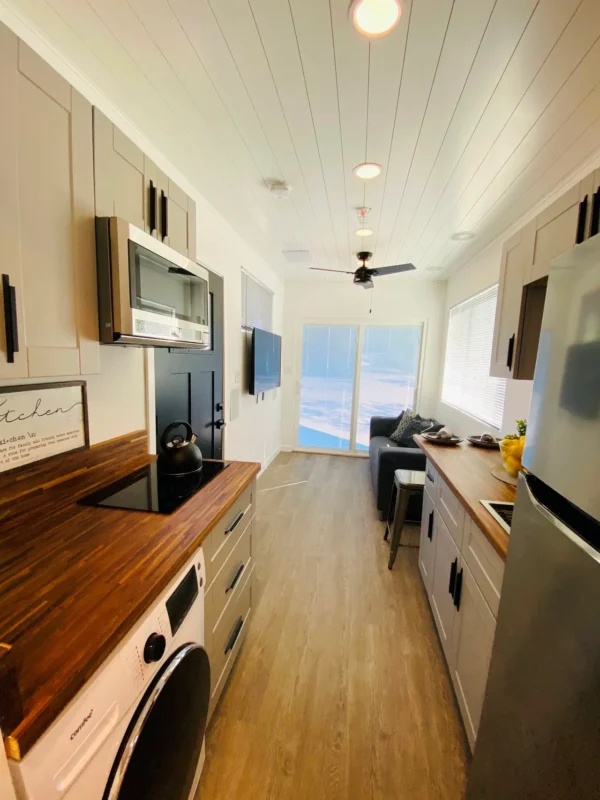 30 Ft Container Home On Wheels - Image 17