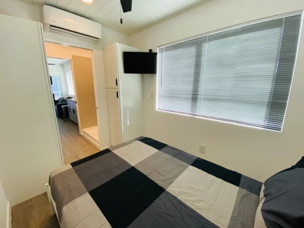 30 Ft Container Home On Wheels - Image 12